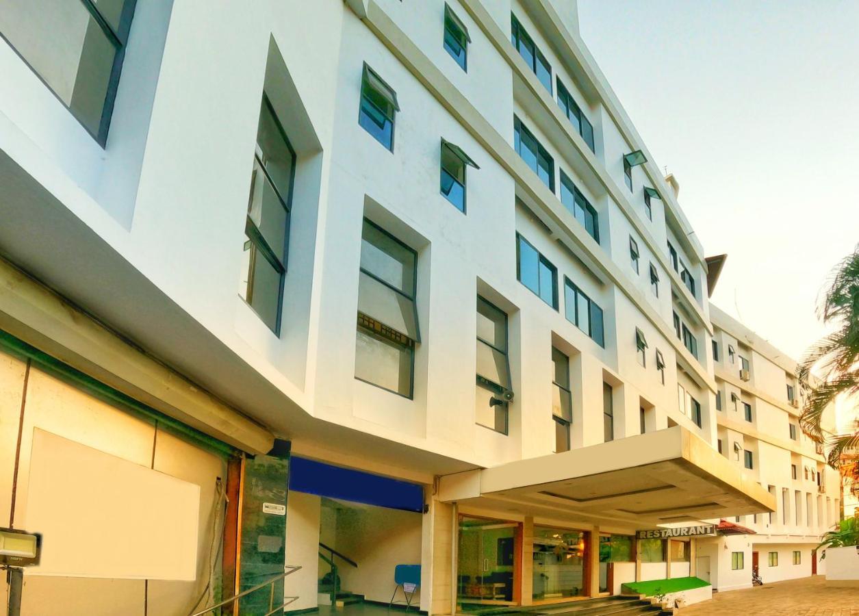Green Park Residency Kannur Εξωτερικό φωτογραφία